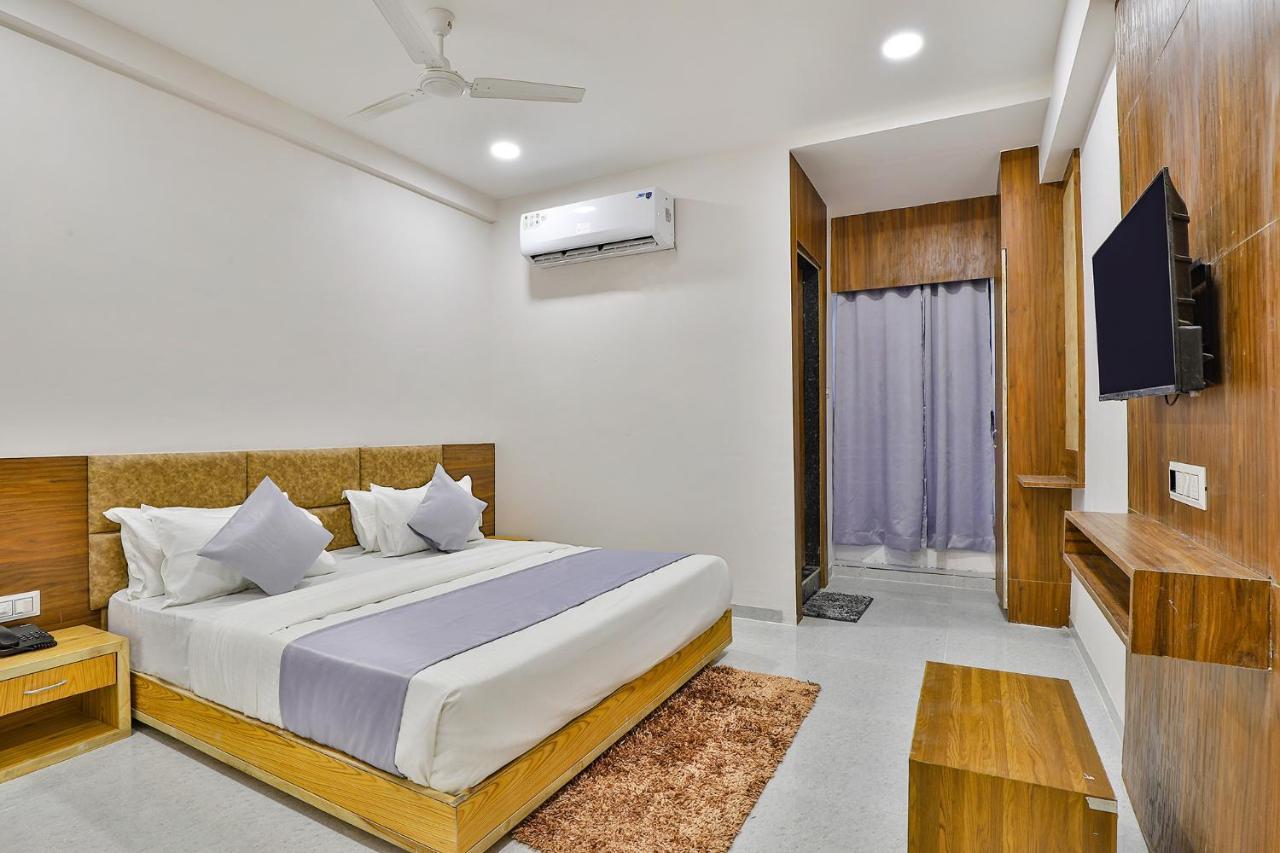 Fabhotel Parkland A Ahmedabad Luaran gambar