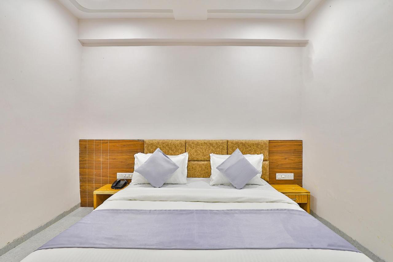 Fabhotel Parkland A Ahmedabad Luaran gambar