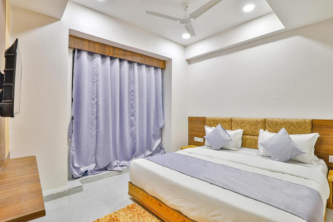 Fabhotel Parkland A Ahmedabad Luaran gambar