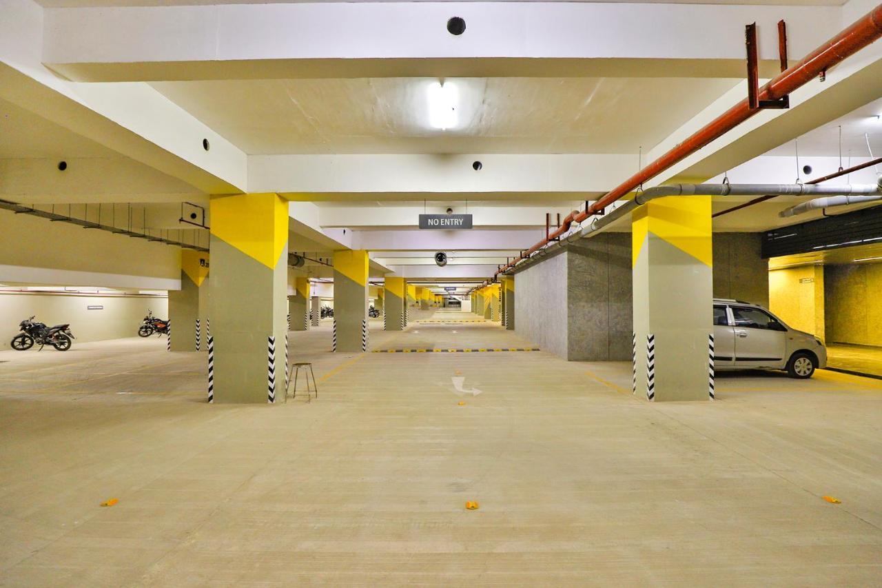 Fabhotel Parkland A Ahmedabad Luaran gambar